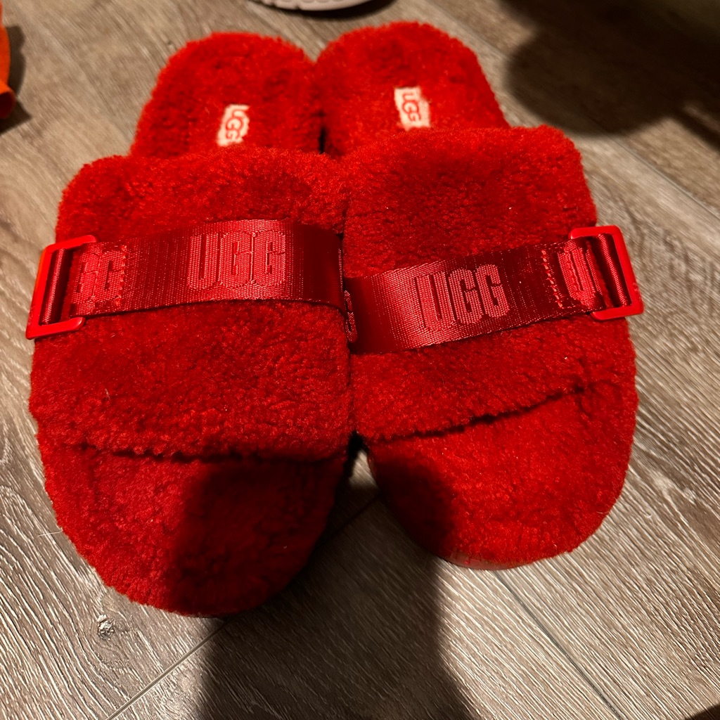 Ugg Platform Slides